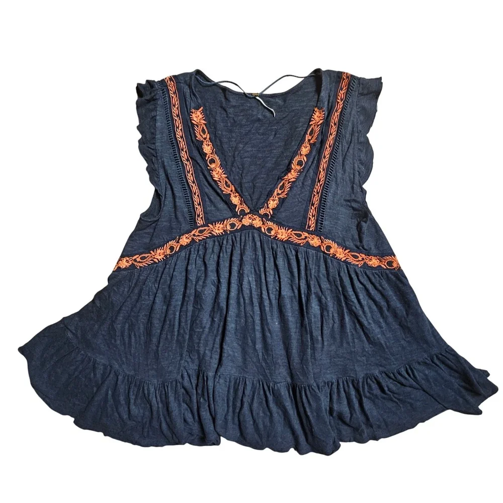 Free People Embroidered Deep V-Neck Babydoll Top M Sleeveless Ruffle Boho Chic